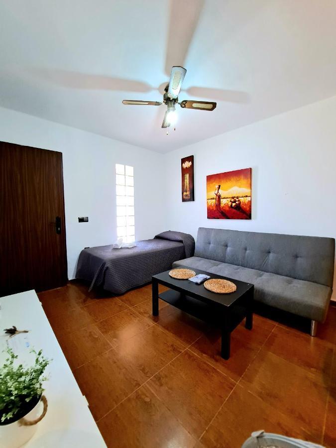 Апартаменты Oasis De Cadiz Кониль-де-ла-Фронтера Экстерьер фото